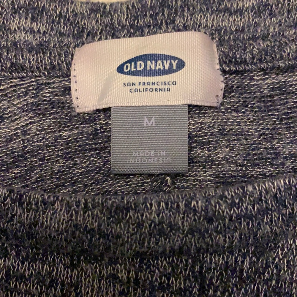 Old Navy M blue/white sweater- near perfect condition!